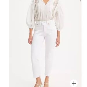 Levi’s Wedgie Straight Jean in White